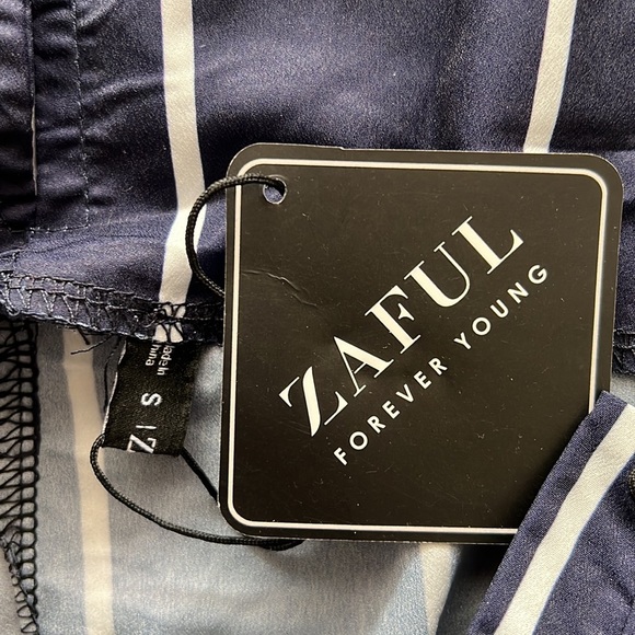 Romper - Picture 2 of 2